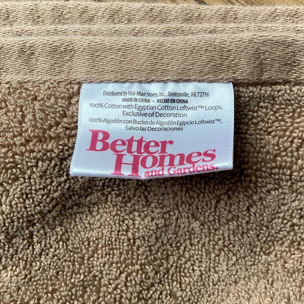3 Bath Sheets-Better Homes and Gardens Lt Brown - Picture 3 of 6
